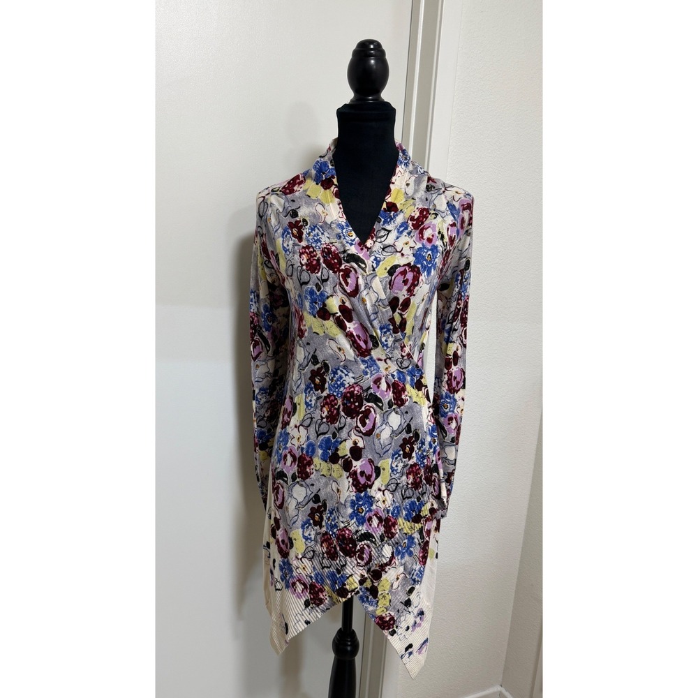 Guinevere Anthropologie Floral Wrap Cardigan Asymmetric Hem Sweater Medium
